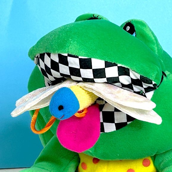 Vintage Nuby Luv n' Care Frog Baby Rattle Crinkle Sound 10" Plush Stuffed Animal - Picture 2 of 7